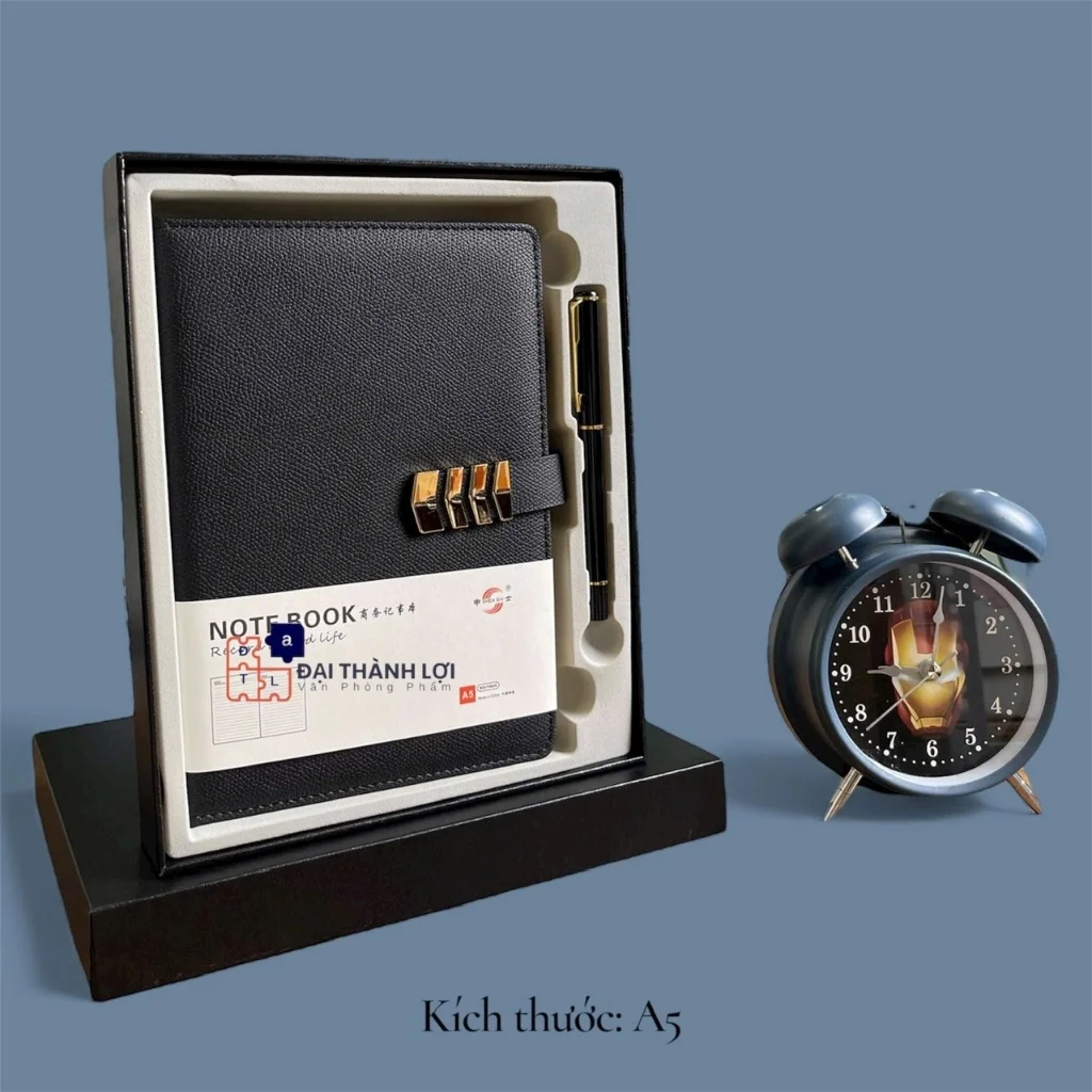 Sổ bìa da A5 kèm bút sang trọng lịch sự làm quà tặng 20-11 cho thầy cô giáo(Giao Mẫu Ngẫu Nhiên)