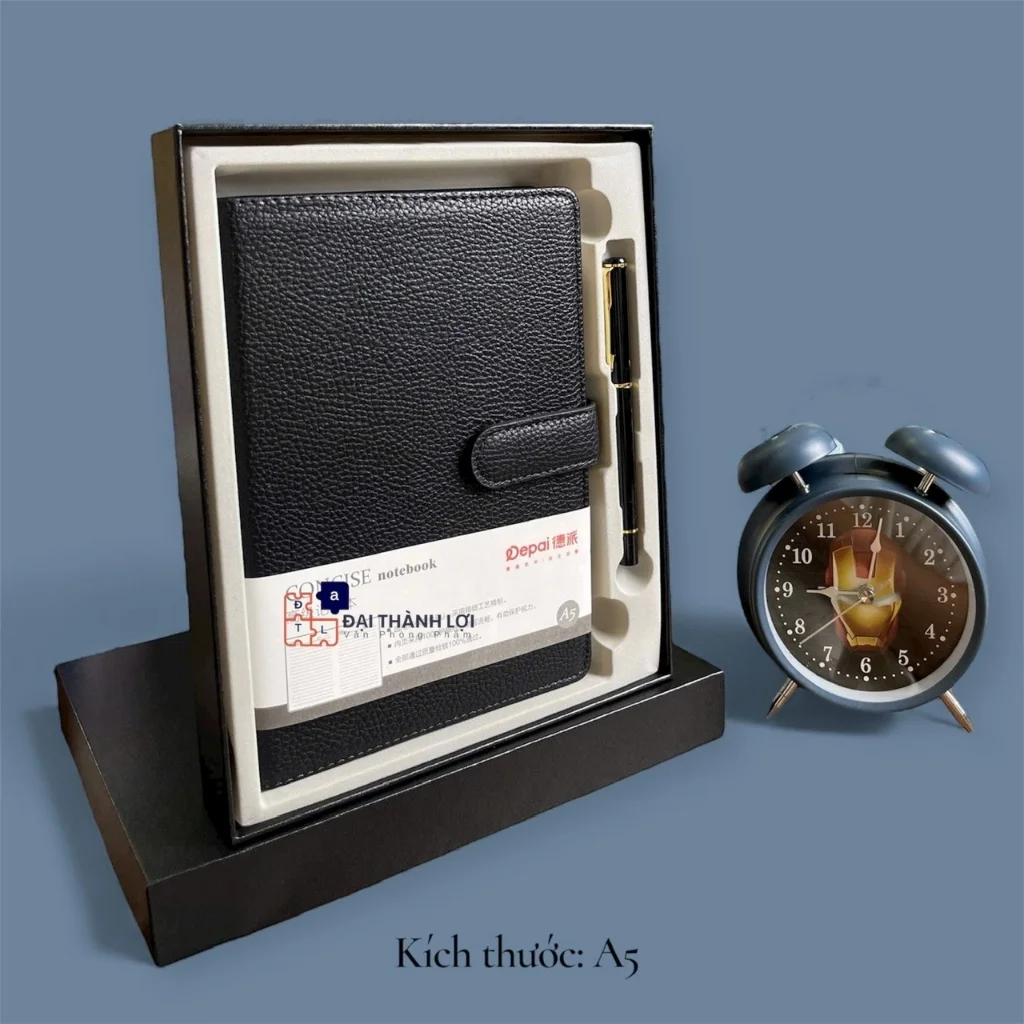 Sổ bìa da A5 kèm bút sang trọng lịch sự làm quà tặng 20-11 cho thầy cô giáo