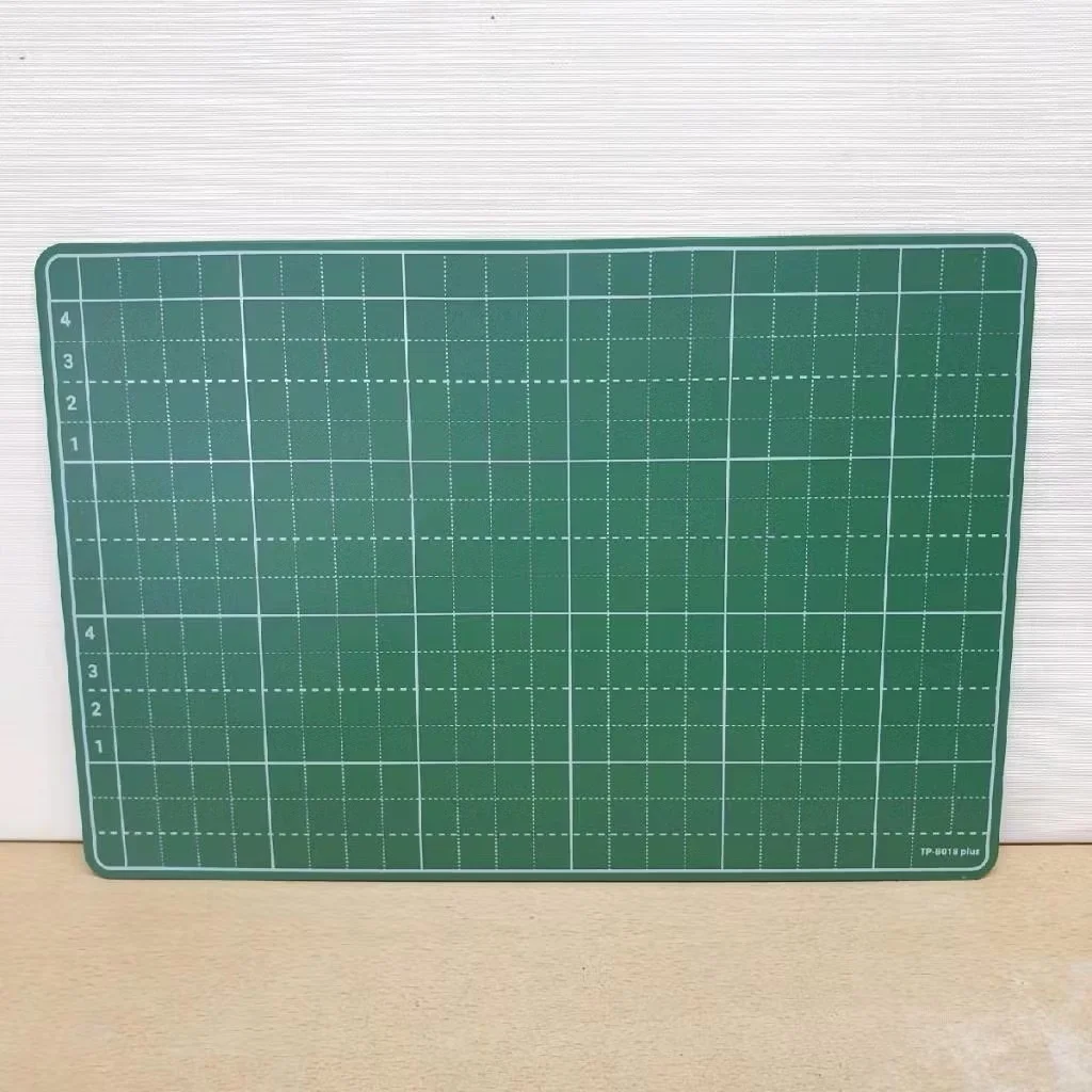 Bảng học sinh 2 mặt học Toán và Tiếng Việt TP-B018 PLUS Thiên Long