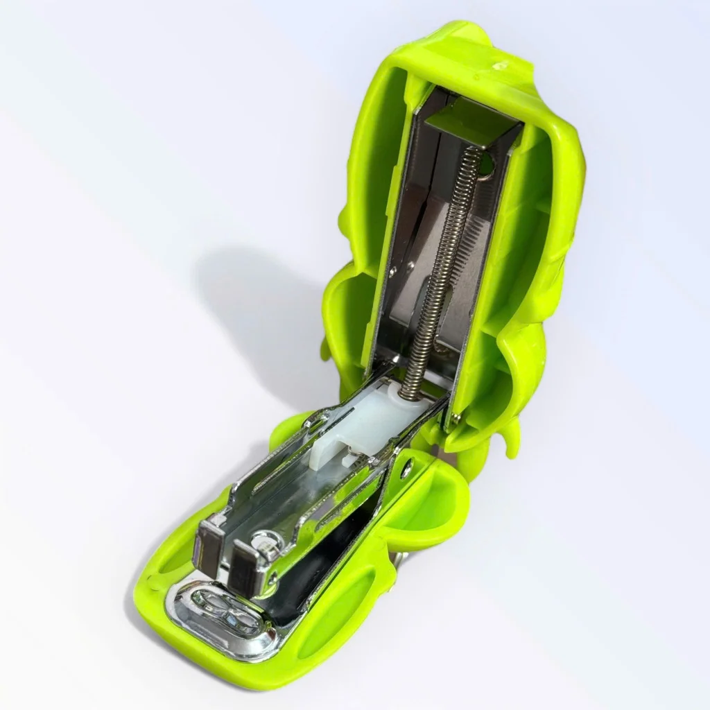 Bộ Bấm Kim Số 10 FLEX-ST003 Nhỏ Gọn Tiện Lợi Dành Cho Học Sinh Sinh Viên Nhân Viên Văn Phòng - GIAO MÀU NGẪU NHIÊN
