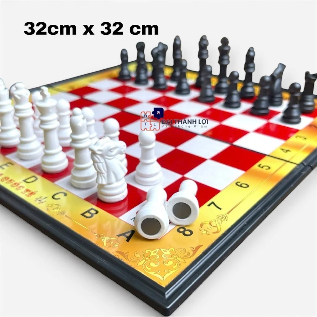 Bàn Cờ Vua Nam Châm Loại Lớn Hộp Nhựa gấp gọn kích thước 32cm x 32cm Aihao chính hãng cao cấp