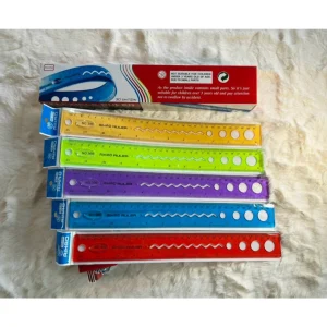 Thước Dẻo Màu 30CM Aihao không bị phai số, xuống màu, chất lượng tốt (Giao mẫu ngẫu nhiên)