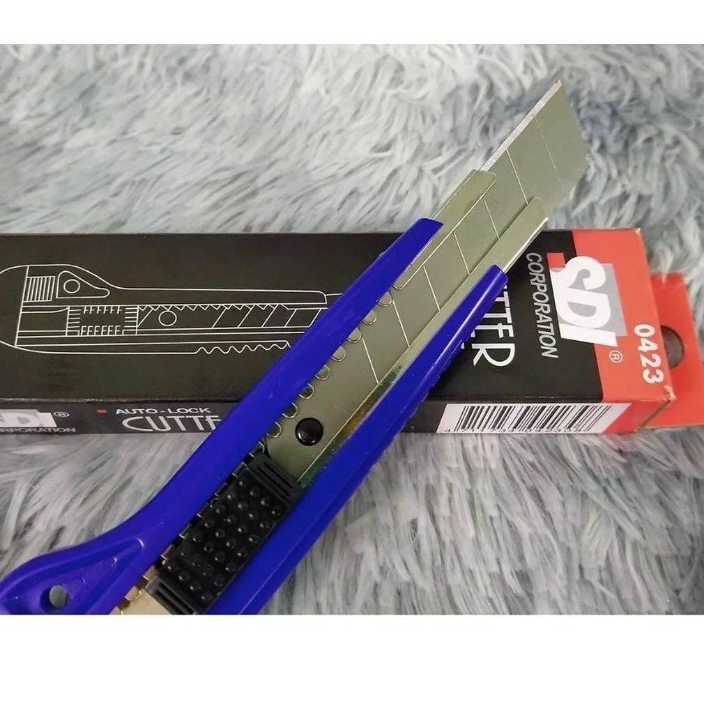 Dao Rọc Giấy Loại Lớn SDI 0423 Lưỡi Lớn 18mm xịn, siêu sắc bén, kèm 1 lưỡi dao thay thế trong thân dao