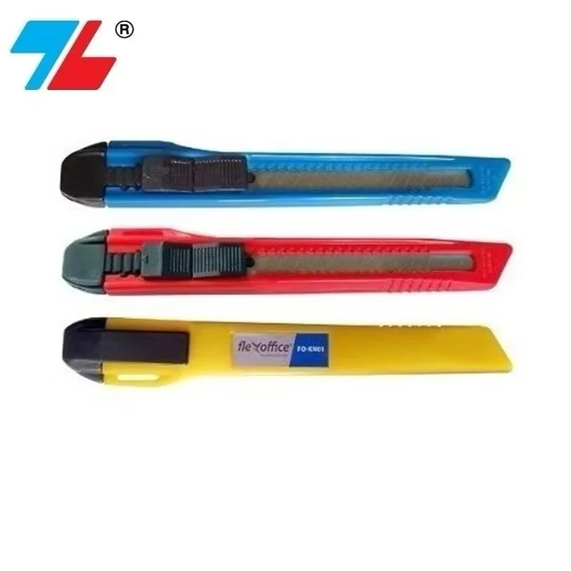 Dao rọc giấy cỡ nhỏ Thiên Long FO-KN03 - Size 9mm nhỏ gọn, tiện lợi