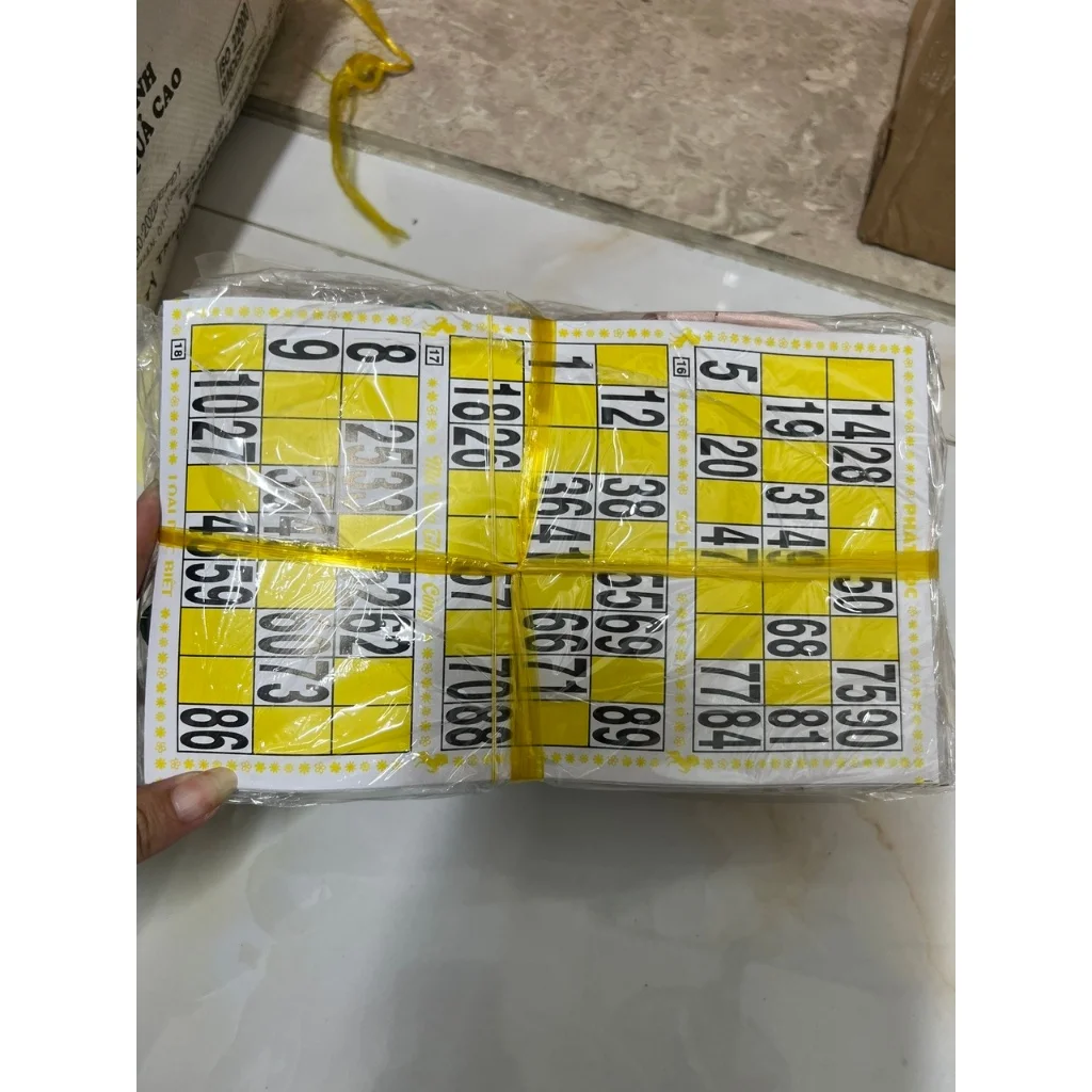Bộ trò chơi kêu Lô Tô 90 số bằng giấy và hột gỗ/hột nhựa - Lô tô cây