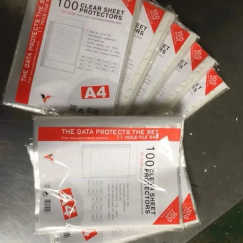 Bìa lỗ (File lỗ) với mép viền bìa nhựa 11 lỗ trong suốt, ép chắc chắn, cực dai đựng nhiều tờ giấy A4